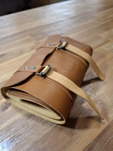 Unieke handgemaakt etui, iDOON, leer en canvas, Paulus
