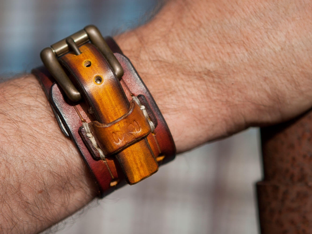 Cuff Rock&Rivet, Unieke handgemaakte leren armband, functioneel en mooi - iDOON, Paulus, leer en canvas