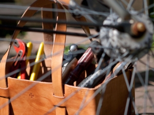 Allround Draagtas, Unieke handgemaakte leren tas, functioneel en mooi - iDOON, Paulus, leer en canvas