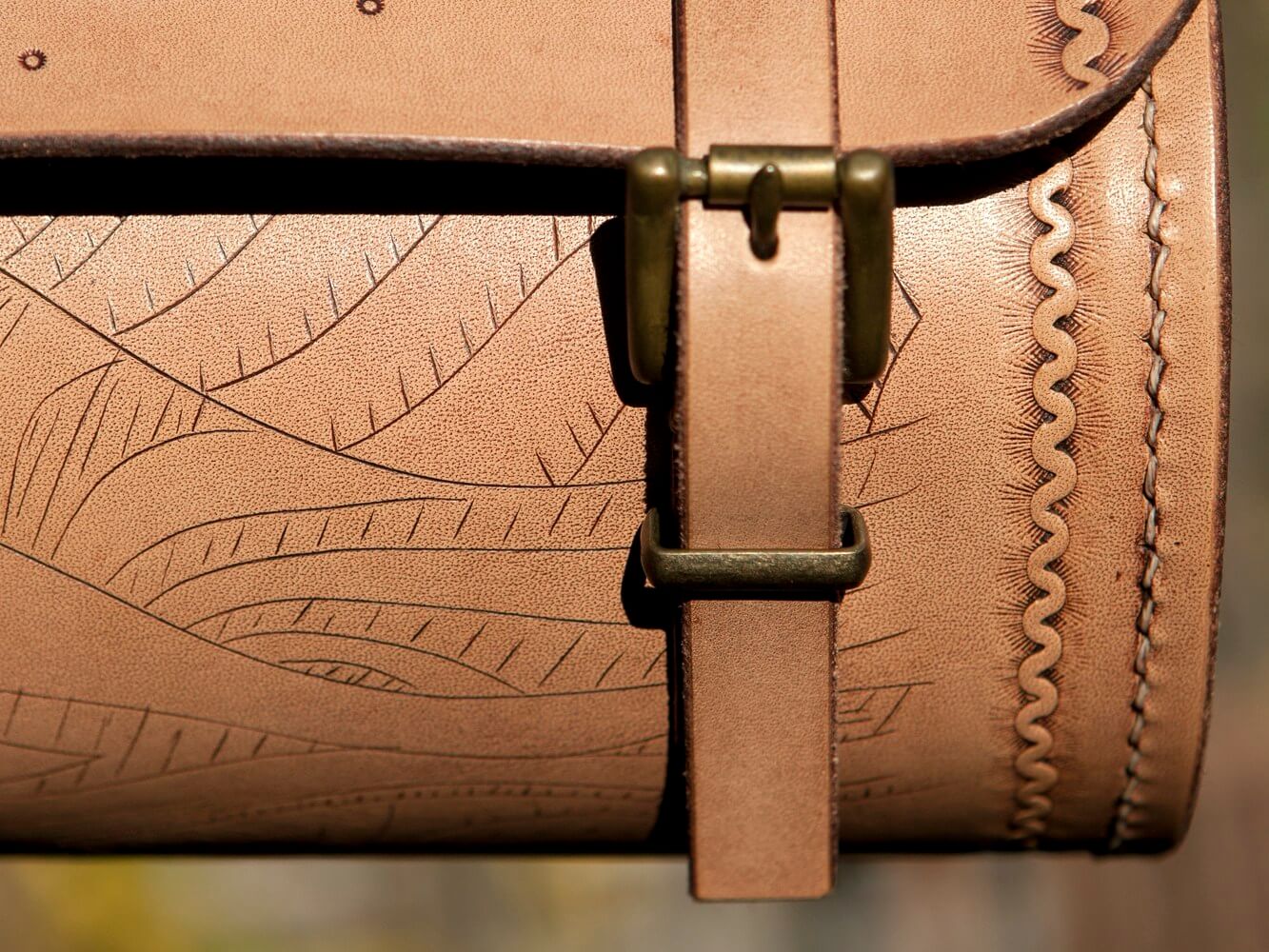 Barrelbag, Unieke handgemaakte leren tas, functioneel en mooi - iDOON, Paulus, leer en canvas