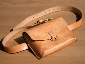 Heuptas, , Unieke handgemaakte leren tas, functioneel en mooi - iDOON, Paulus, leer en canvas