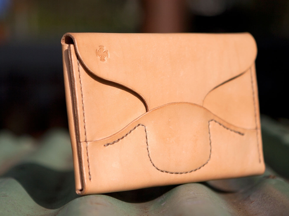Paspoort Etui, Uniek handgemaakte leren etui, functioneel en mooi - iDOON, Paulus, leer en canvas