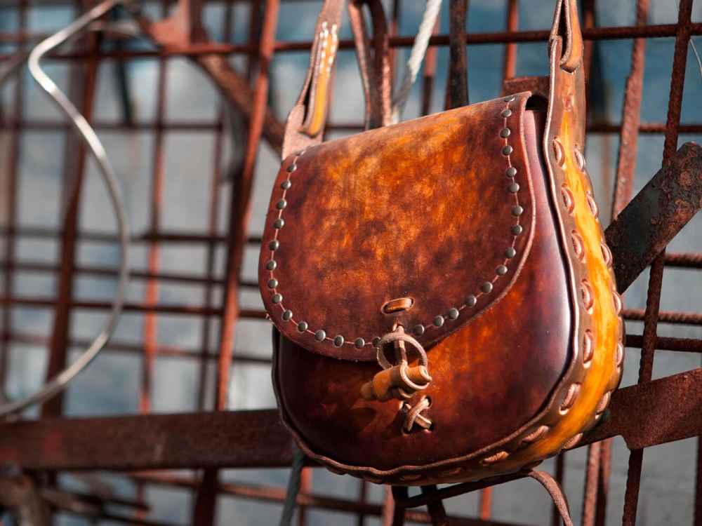 Saddle Tas Rock&Rivet, Unieke handgemaakte leren riem, functioneel en mooi - iDOON, Paulus, leer en canvas